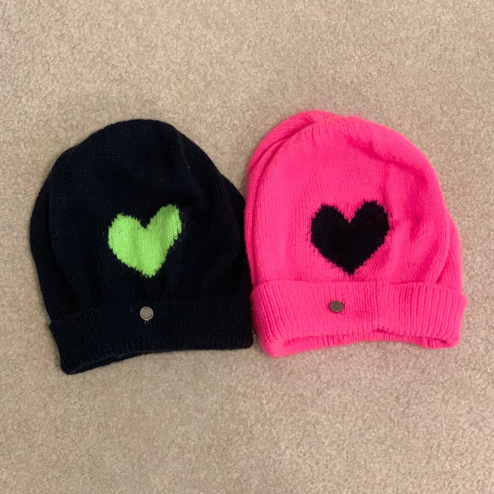 Two girls Abercrombie Kids winter hats with hearts